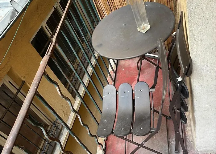 شقة Cozy 50 M2 - Balcony & Air Conditioning! Heart Of Old *