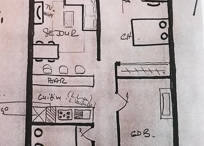 شقة Cozy 50 M2 - Balcony & Air Conditioning! Heart Of Old
