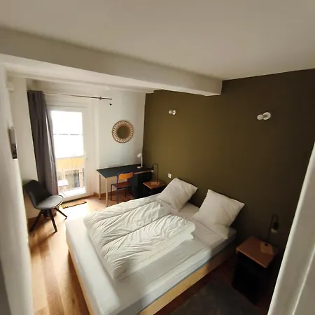 Cozy 50 M2 - Balcony & Air Conditioning! Heart Of Old Appartement *